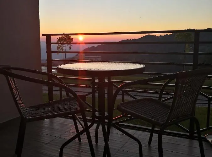 아파트 Lux S5 Milmari 카파오닉