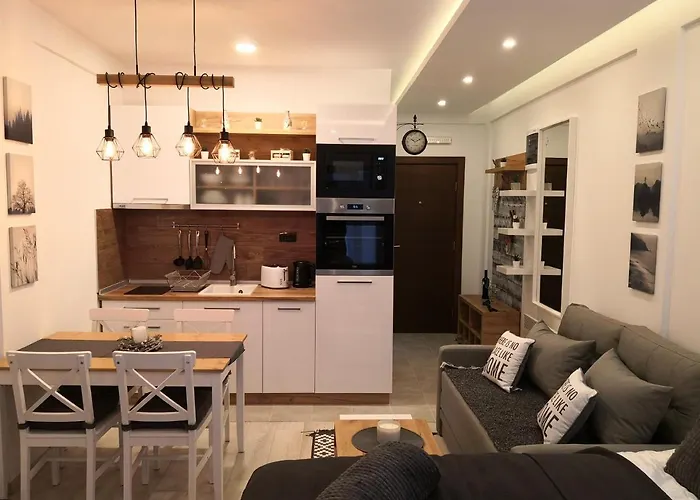 아파트 Lux S5 Milmari 카파오닉